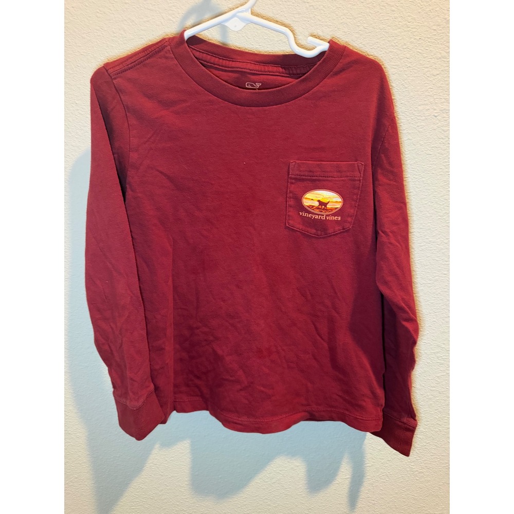 Vineyard Vines Boys Size 6 Long Sleeve Pocket T-Shirt Burgundy Red Dog Sunset